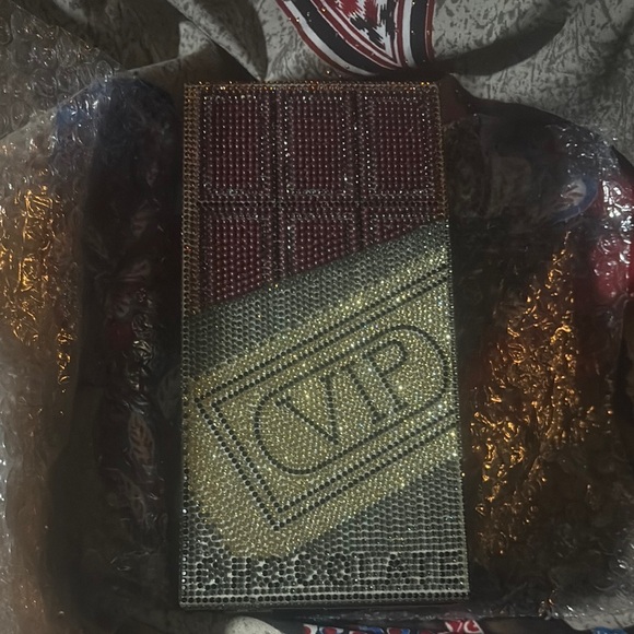 VIP Rhinestone Clutch - Picture 3 of 4